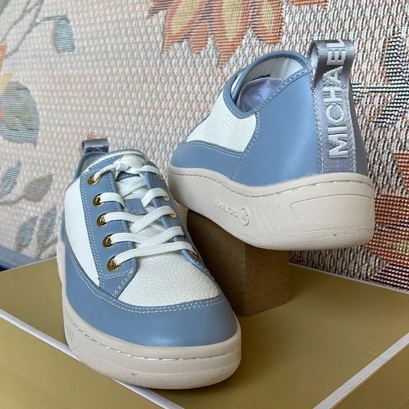 MICHAEL KORS SHEA LACE UP
FAUX LEATHER
49F3SHFS1L
PALE BLUE 
NEW - Picture 8 of 16